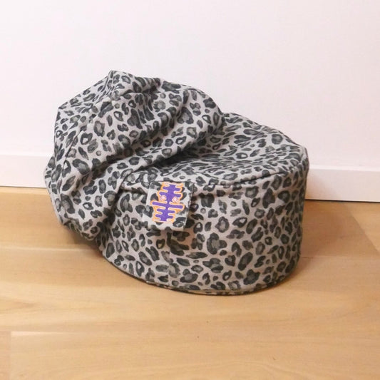 Meditatiekussenhoes leopard grijs genaamd Bulu relax with willow