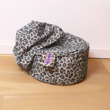 Meditatiekussenhoes leopard grijs genaamd Bulu relax with willow 